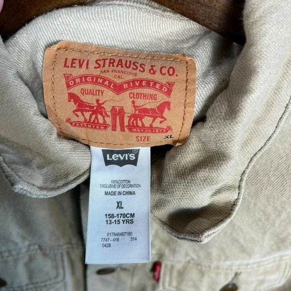 Levi Strauss Trucker Jean Jacket Youth Teen Size XL Tan Red Tab Denim Casual - Picture 6 of 7